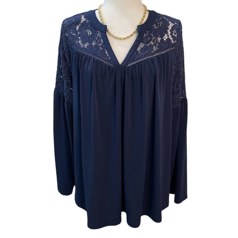 Lane Bryant Navy Blue 3/4 Sleeve Flowy Knit Top With Lace Details.  Size 14/16